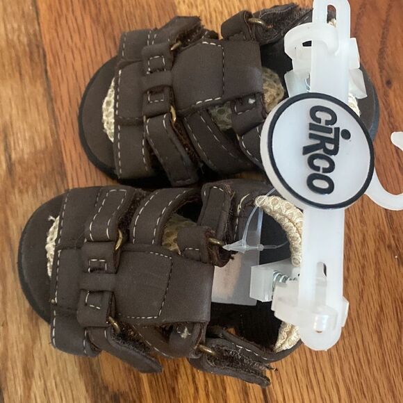 Baby Sandals Shoes Brown Circo Shower Gift 0-3 months NWT - Picture 5 of 5